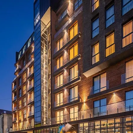 Ξενοδοχείο Loft7 4*