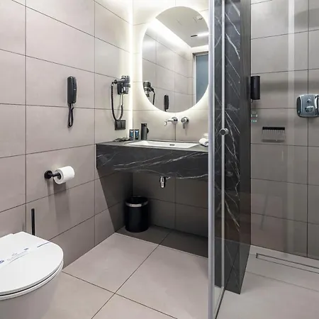 Loft7 Szálloda 4*