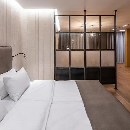 Loft7