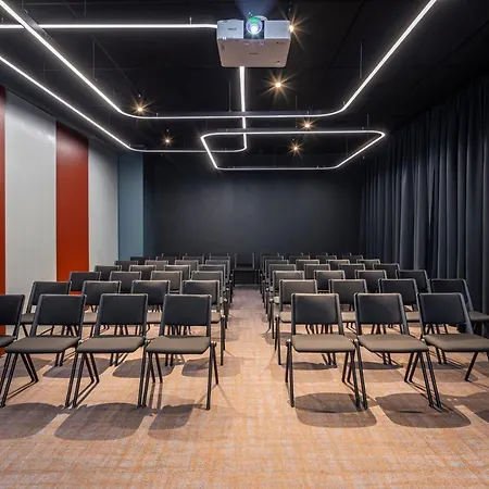 Loft7 酒店 利沃夫