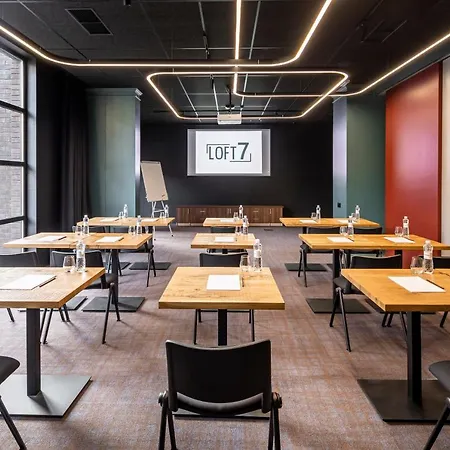 Loft7 酒店 利沃夫