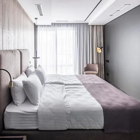 Loft7 4*